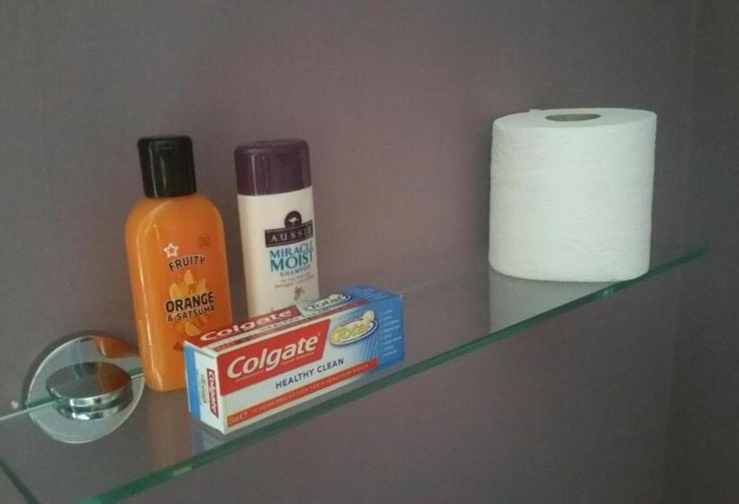 スタンダードルーム, Maghernahar House B&b