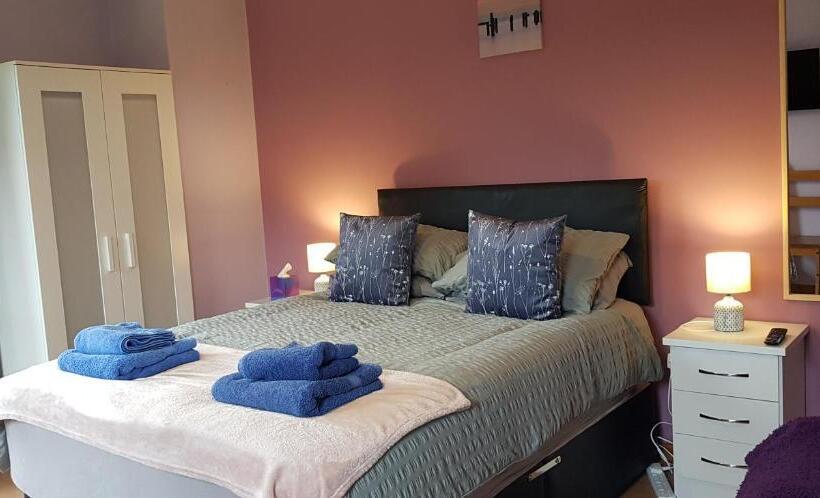 ファミリールーム, Maghernahar House B&b