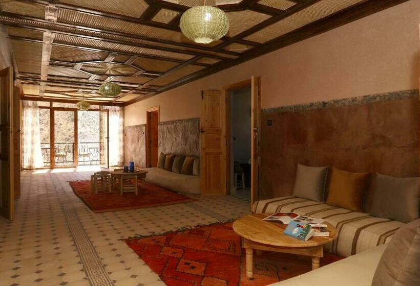 חדר סטנדרט עם מרפסת, Auberge Atlas Tamatertt