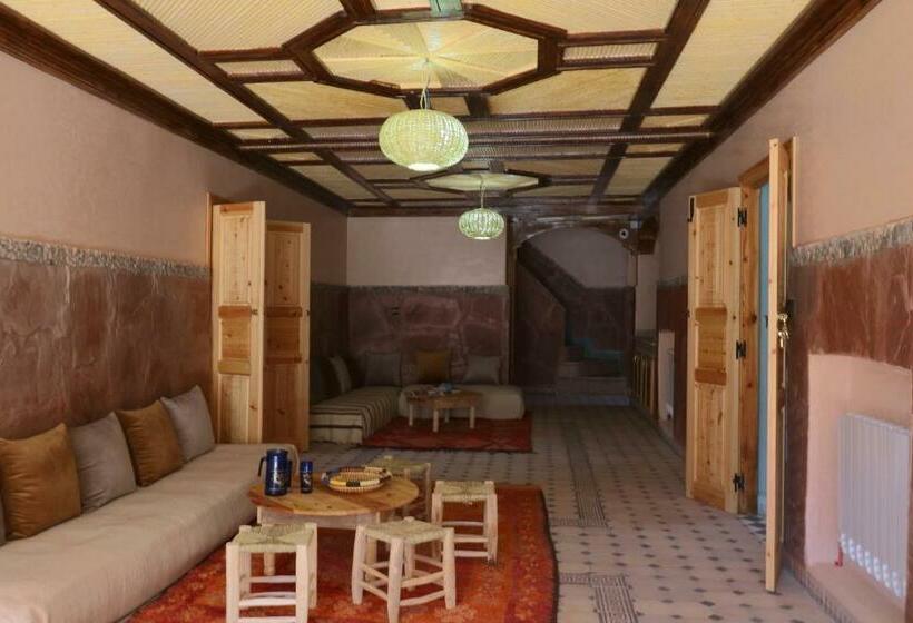 חדר סטנדרט עם מרפסת, Auberge Atlas Tamatertt