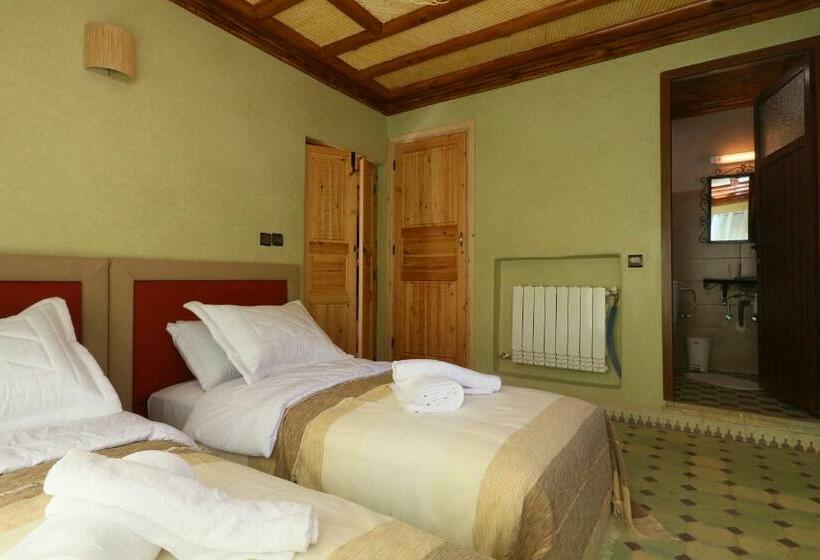 Номер Стандарт с Балконом, Auberge Atlas Tamatertt