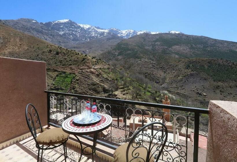 חדר סטנדרט עם מרפסת, Auberge Atlas Tamatertt
