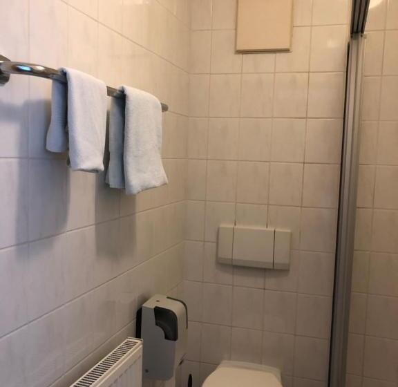 Номер Стандарт, Gasthaus Stammbaum