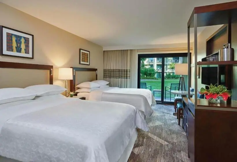 １階のスタンダードルーム, Sheraton Kauai Resort Villas
