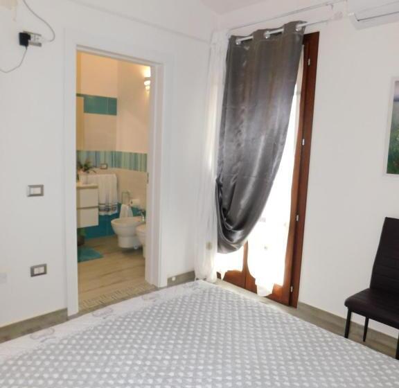 اتاق استاندارد, B&b Sos Manneddos