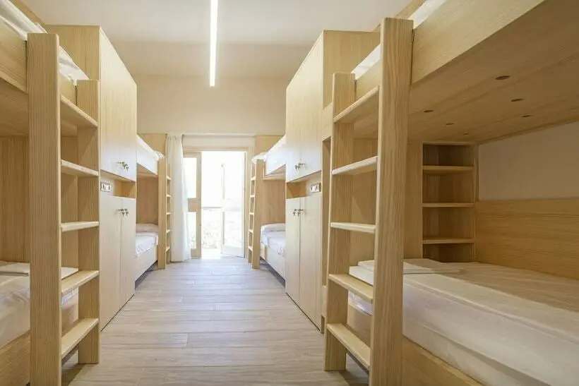 共同バス付シェアルーム, Albergue Mar De Fulles