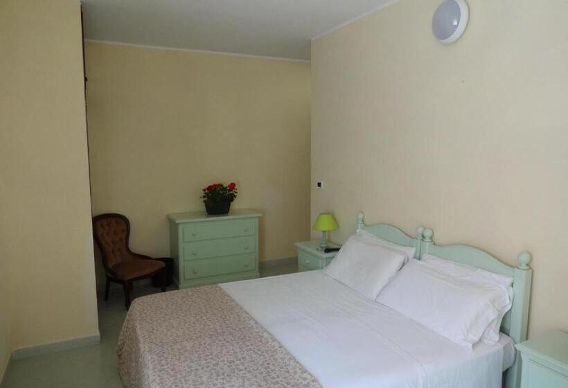 スタンダードルーム, Geranio Rosso