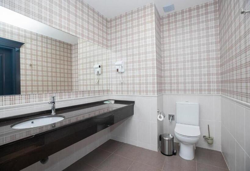 Suite with lake view, Macara Lake Park