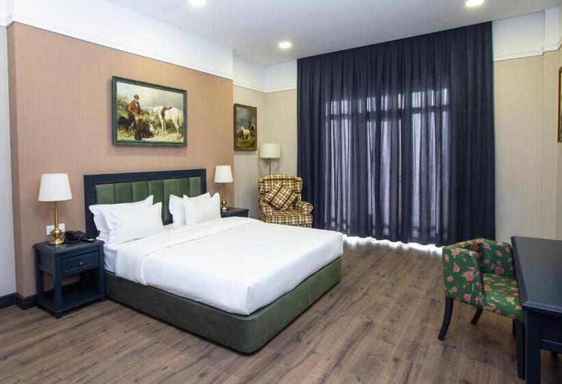 Suite with lake view, Macara Lake Park