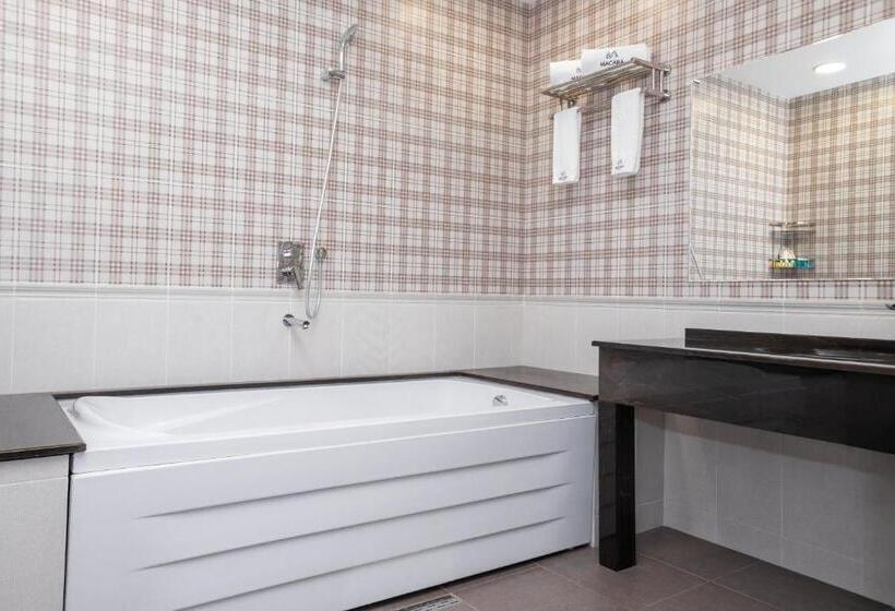 آپارتمان 1 خوابه با تراس, Macara Lake Park