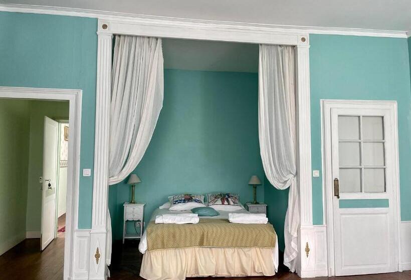 Семейный Номер, L Escapade Place Voltaire