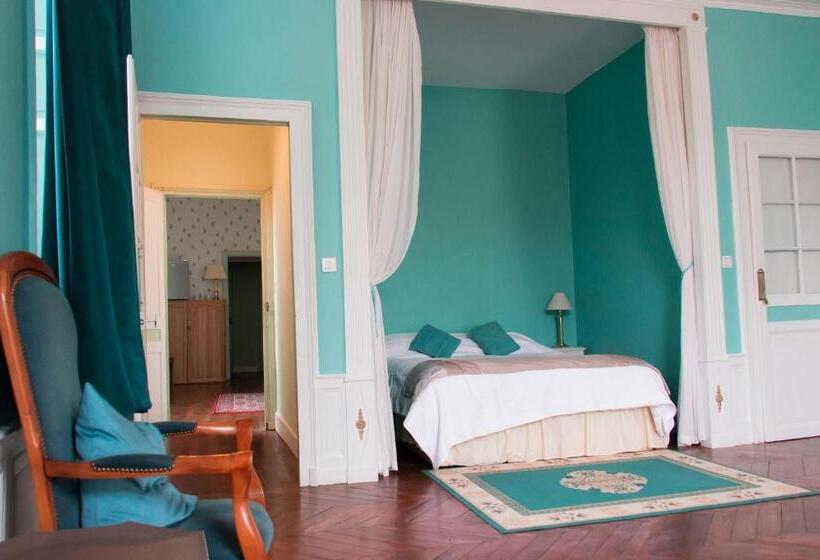 Семейный Номер, L Escapade Place Voltaire