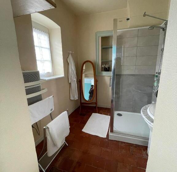 Семейный Номер, L Escapade Place Voltaire