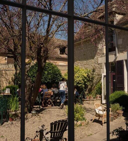 Номер Стандартный с Видом, L Escapade Place Voltaire