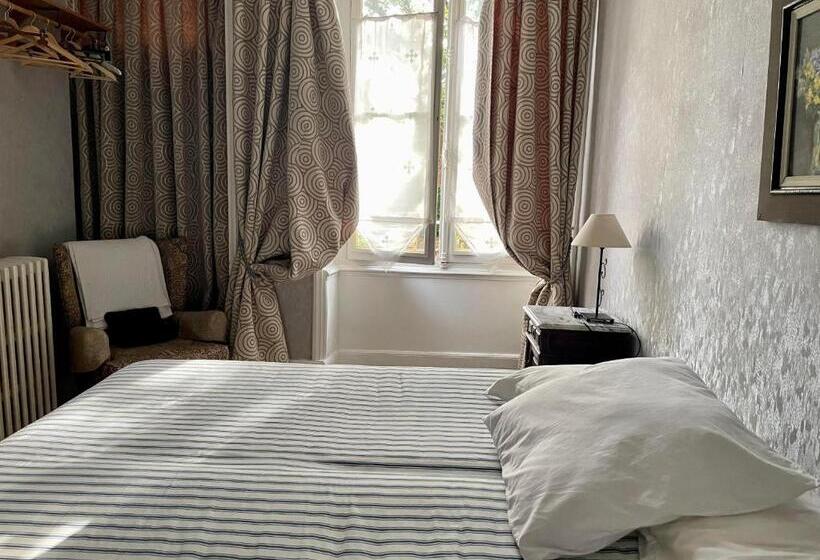 Студия Deluxe, L Escapade Place Voltaire