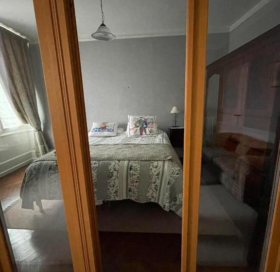 Студия Deluxe, L Escapade Place Voltaire