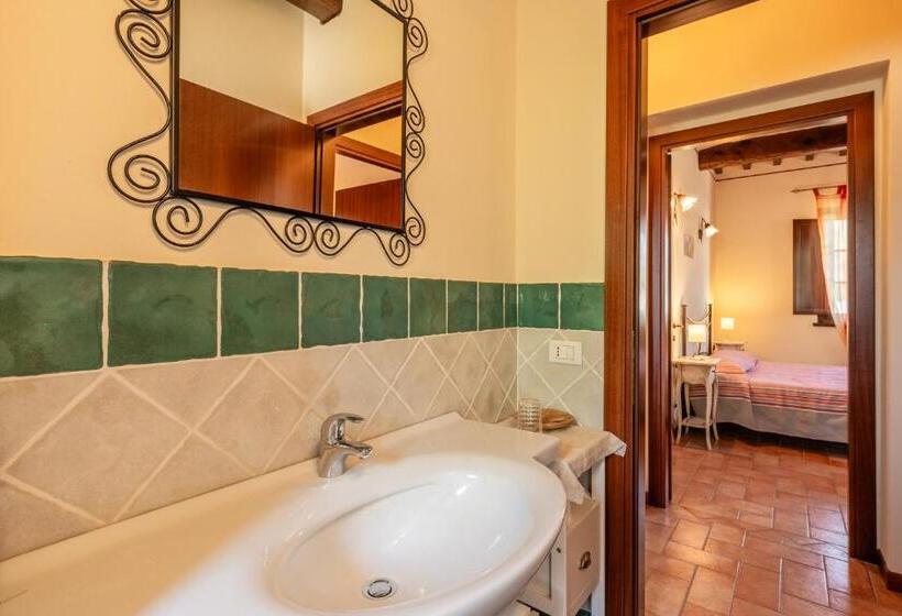 침실 2개 주택, Room In Farmhouse   Apartment In Farmhouse Casolare Dei Fiori