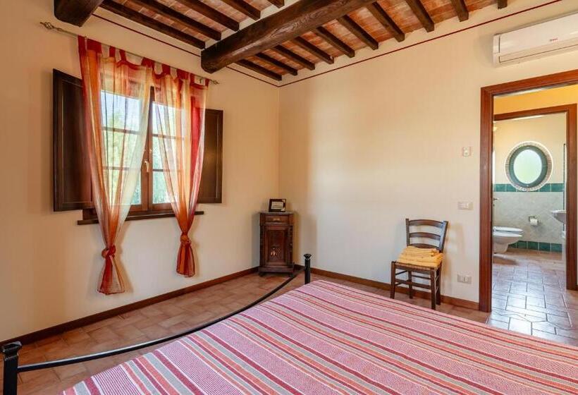 Дом 2 Спальни, Room In Farmhouse   Apartment In Farmhouse Casolare Dei Fiori