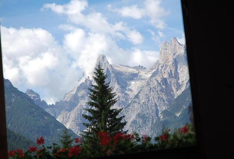 Номер Стандарт, Albergo Ristorante Cacciatori