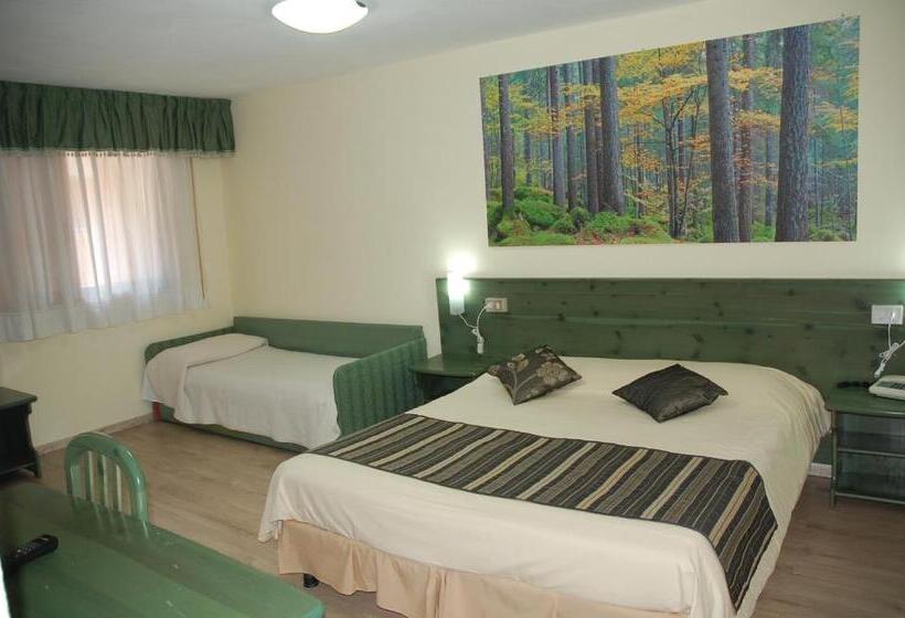 Номер Стандарт Трехместный, Albergo Ristorante Cacciatori