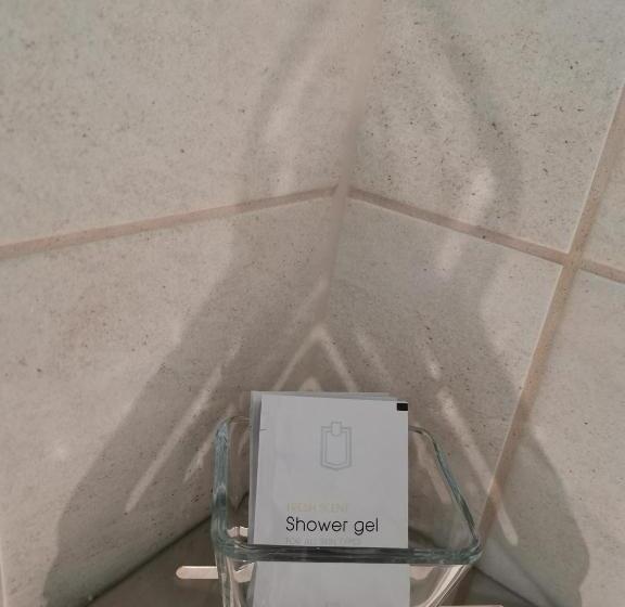 スーペリアトリプルルーム, Alfa