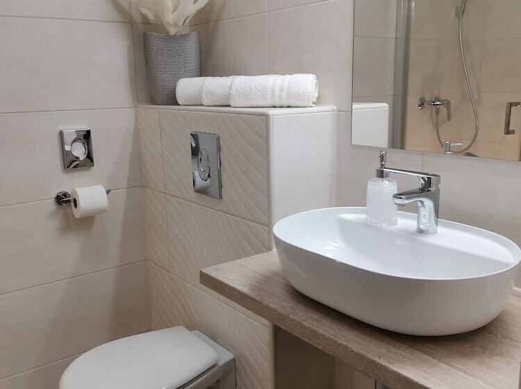 スーペリアールーム, Alfa