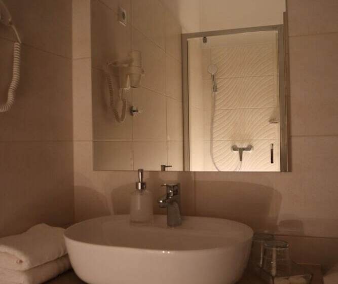 スーペリアールーム, Alfa