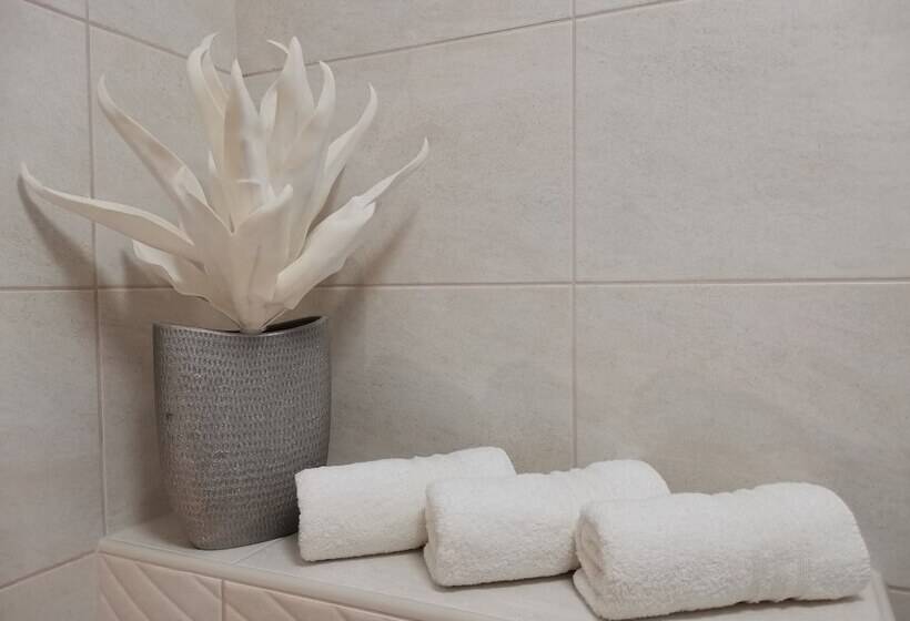 スーペリアトリプルルーム, Alfa