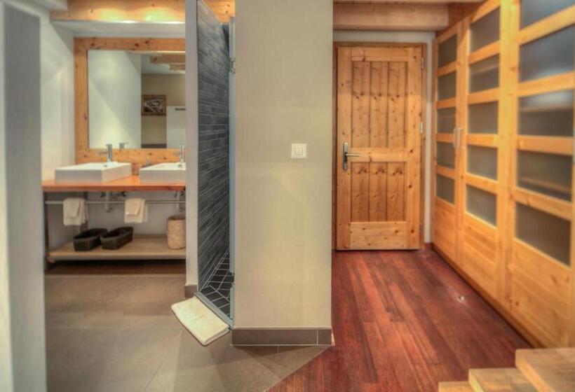 غرفة قياسية رباعية, Alpenlodge