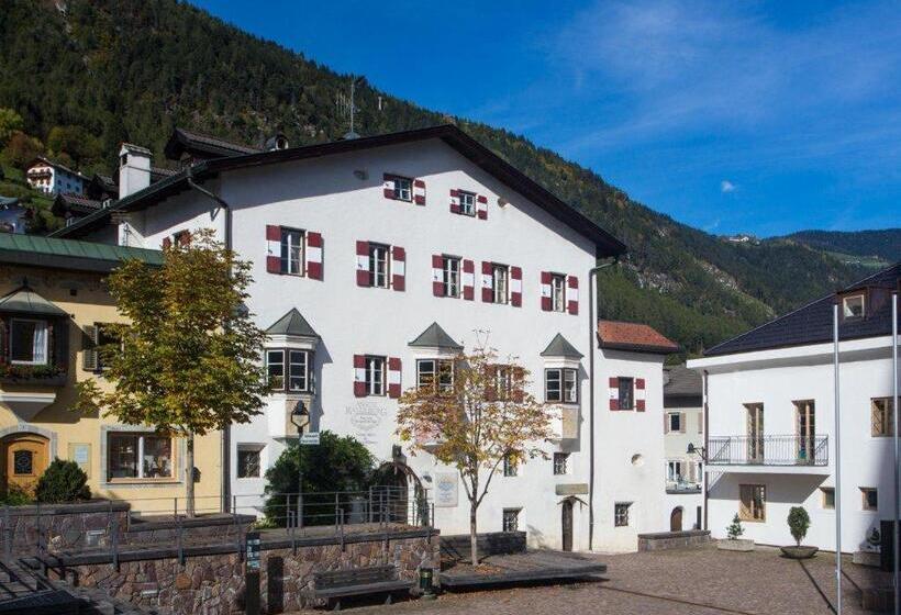 标准单人间, Ansitz Kandelburg