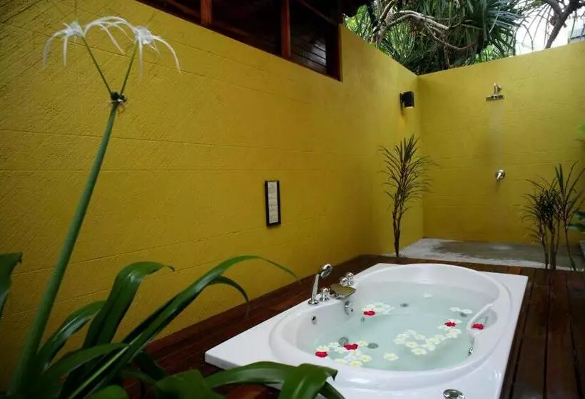 オーシャンビューのスタンダードバンガロー, Chongfah Beach Resort Khaolak   Sha Extra Plus