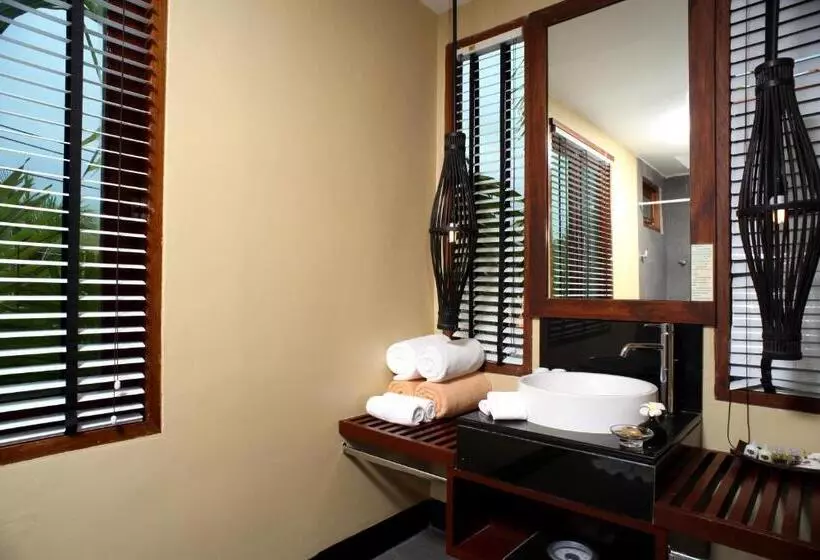 デラックスルーム, Chongfah Beach Resort Khaolak   Sha Extra Plus