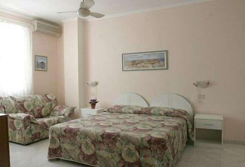 Standard Kolmen Hengen Huone, Da Raffaele