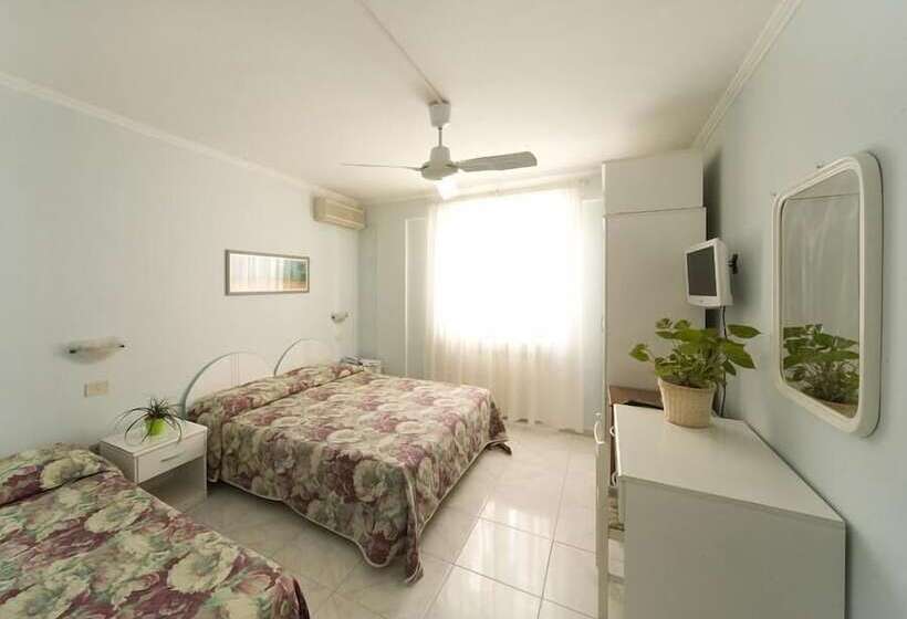 Standard Kolmen Hengen Huone, Da Raffaele