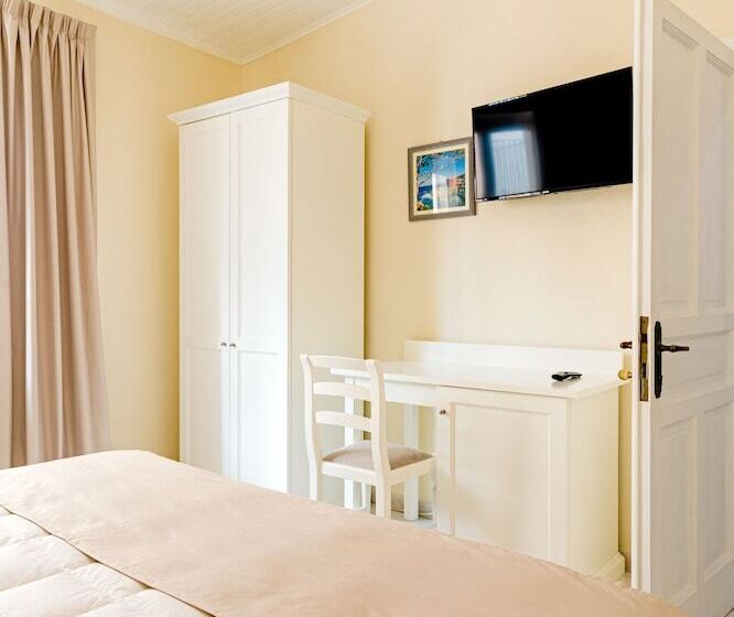 Standard-huone, Da Raffaele