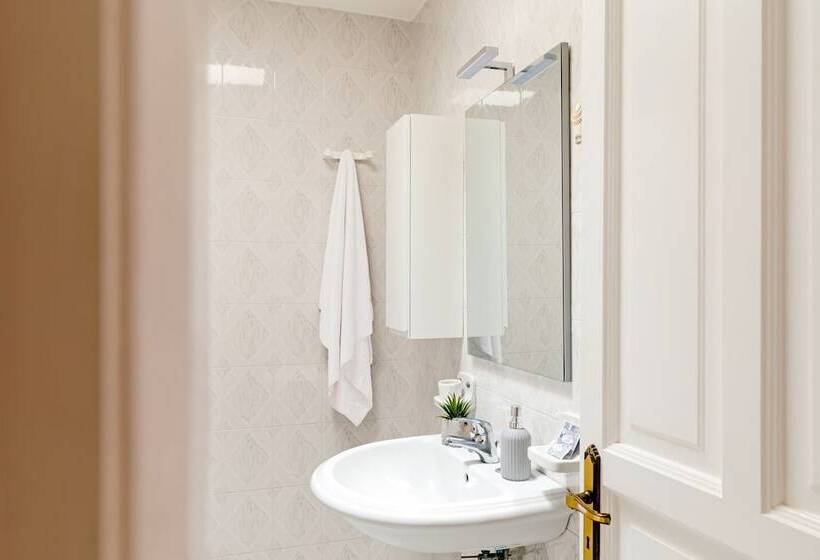 Standard Neljän Hengen Huone, Da Raffaele