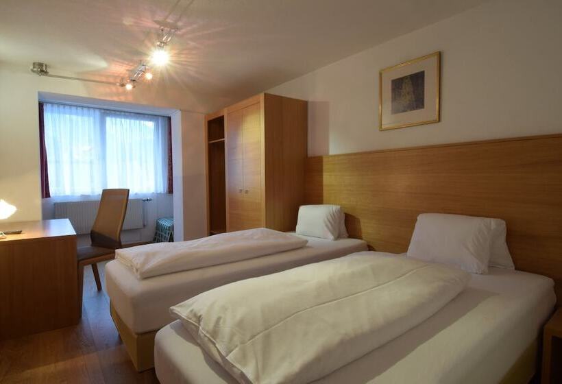 スタンダードルーム, Der Abtenauer