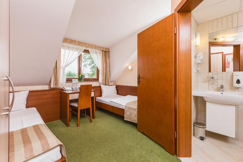 חדר סטנדרט, Domus Mater