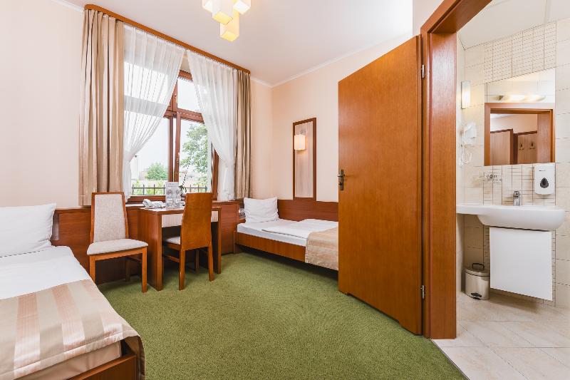 חדר סטנדרט, Domus Mater