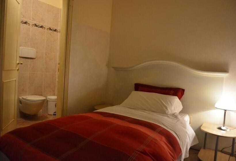 スタンダードシングルルーム, Due Colonne