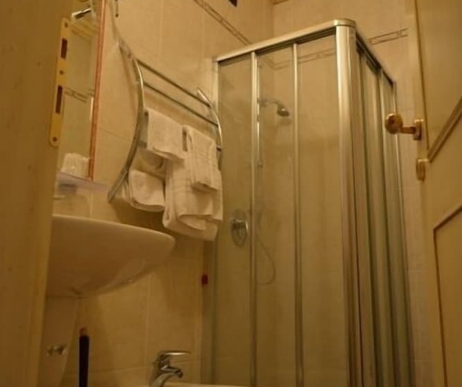 スタンダードシングルルーム, Due Colonne