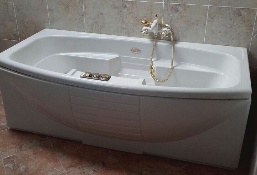 ファミリールーム, Due Colonne