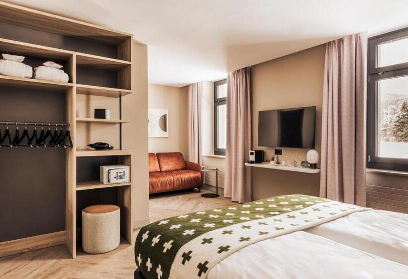 ファミリールーム, Altein Arosa