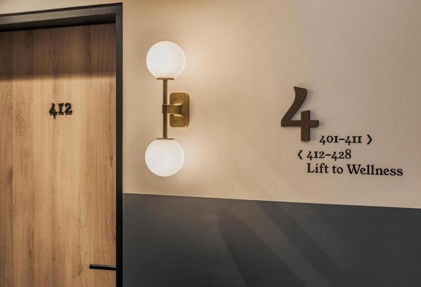 スタンダードトリプルルーム, Altein Arosa