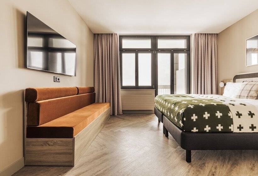 スタンダードトリプルルーム, Altein Arosa