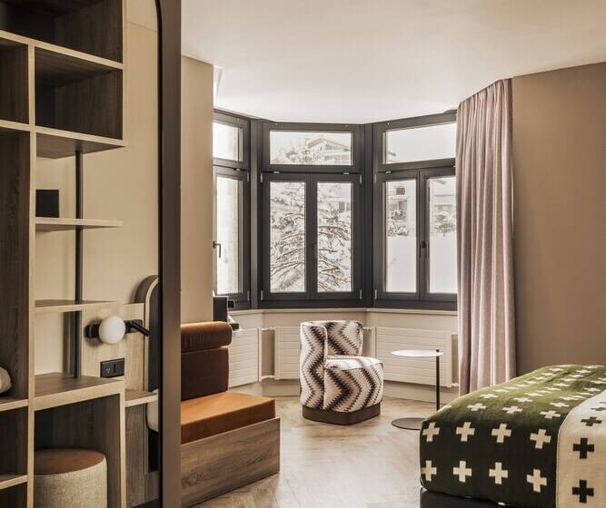 スタンダードトリプルルーム, Altein Arosa