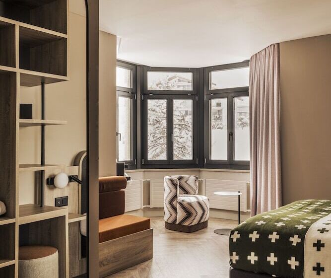 スタンダードトリプルルーム, Altein Arosa