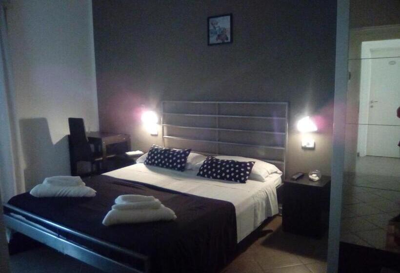 חדר סטנדרט, Fast