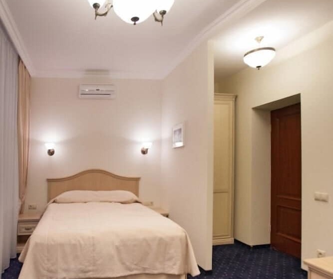 コンフォートルーム, Green Line Samara