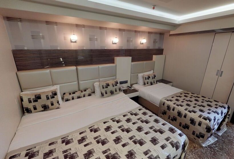 اتاق خانوادگی, Green Prusa